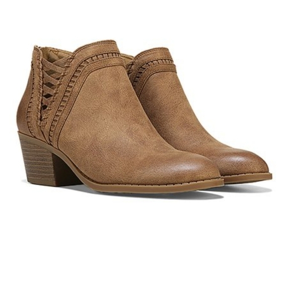 Fergalicious by Fergie |Sand Bizzy Boot  Women - Picture 1 of 7